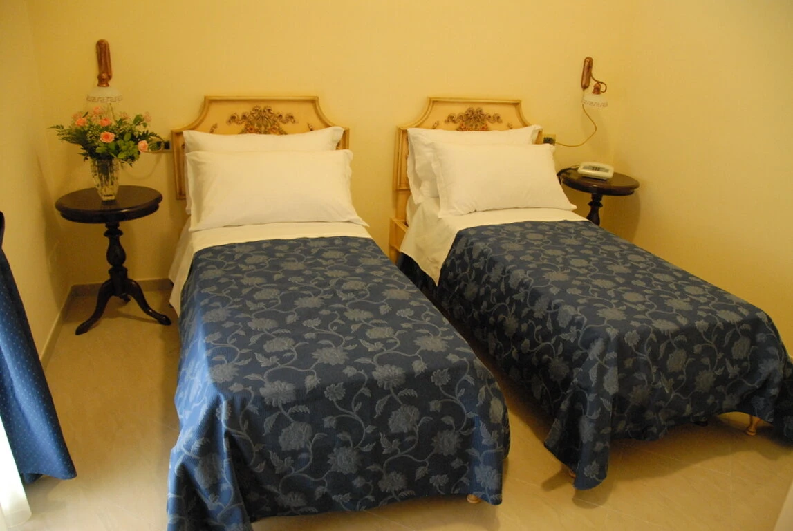 veduta della camera a 2 letti singoli